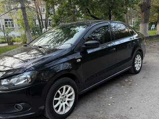 2011 Volkswagen Polo V, чёрный, 600000 рублей, вид 4