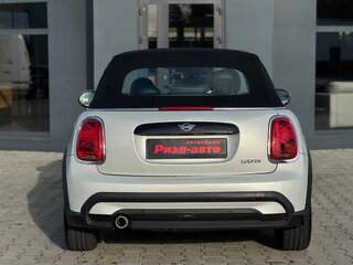 2021 Mini Hatch Cooper III (F55/F56) Рестайлинг 2, белый, 2680000 рублей, вид 5
