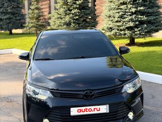 2016 Toyota Camry VII (XV50) Рестайлинг, чёрный, 2840000 рублей, вид 2
