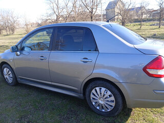 2012 Nissan Tiida I Рестайлинг, серый, 695000 рублей, вид 4