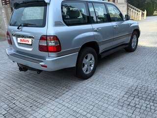 2007 Toyota Land Cruiser 100 Series Рестайлинг 2, серебристый, 4100000 рублей, вид 4