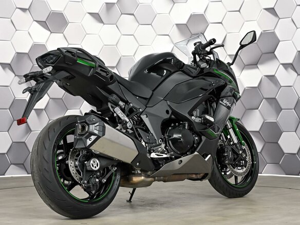 2023 Kawasaki Ninja 1000 SX, чёрный, 1377000 рублей - вид 6