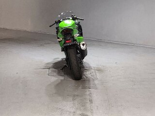 2020 Kawasaki Ninja 400, зелёный, 699000 рублей, вид 4