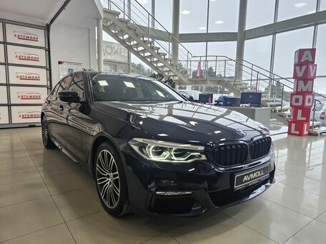 2018 BMW 5 серии 520d xDrive VII (G30/G31/G38), чёрный, 3589000 рублей, вид 4