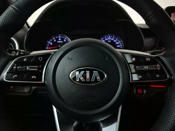 2021 Kia Cerato IV, белый, 2025000 рублей - вид 24