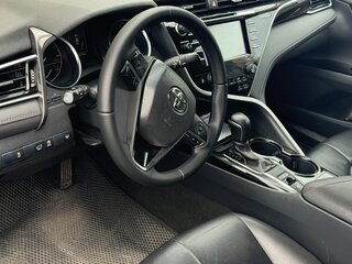 2020 Toyota Camry VIII (XV70), белый, 2320000 рублей, вид 1