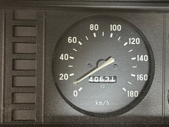 2011 Lada (ВАЗ) 2107, белый, 400000 рублей - вид 3