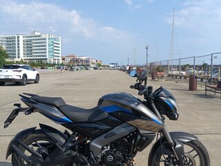 2024 Bajaj Pulsar NS 200, серый, 250000 рублей, вид 3