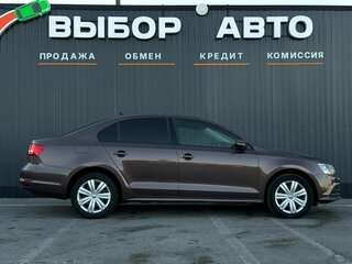 2015 Volkswagen Jetta VI Рестайлинг, коричневый, 1050000 рублей, вид 3