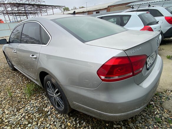 2012 Volkswagen Passat (North America and China) I, серый, 880000 рублей - вид 6