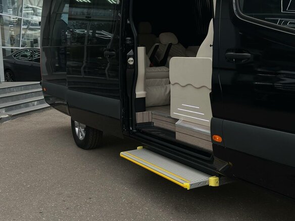 2025 Mercedes-Benz Sprinter, чёрный, 24981660 рублей - вид 4