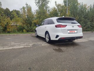 2019 Kia Ceed III, белый, 1760000 рублей, вид 4