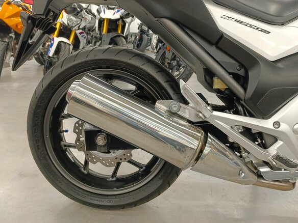 2013 Honda NC 700S, белый, 450000 рублей - вид 11