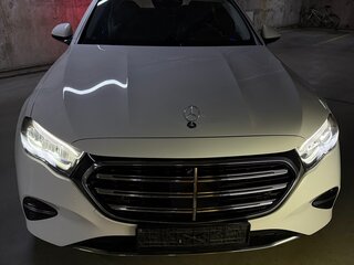 2024 Mercedes-Benz E-Класс 220 d VI (W214, S214), белый, 6480000 рублей, вид 2
