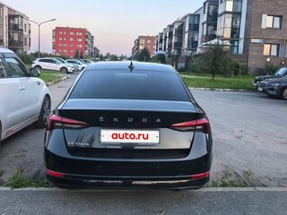 2021 Skoda Octavia IV (A8), чёрный, 2650000 рублей, вид 4
