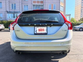 2018 Volvo V60 I Рестайлинг, коричневый, 1800000 рублей, вид 4