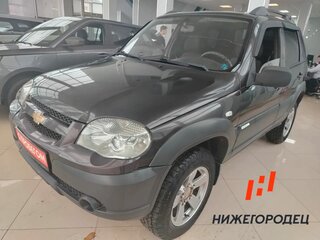 2011 Chevrolet Niva I Рестайлинг, коричневый, 358000 рублей, вид 1