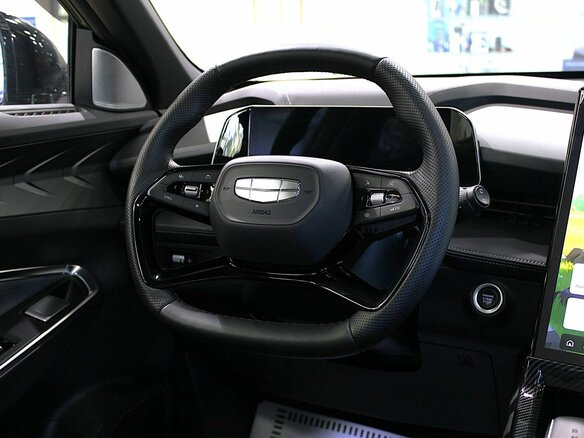 2024 Geely Cityray, серый, 2390000 рублей - вид 10