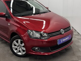 2011 Volkswagen Polo V, красный, 690000 рублей, вид 5
