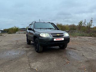 2017 Chevrolet Niva I Рестайлинг, коричневый, 729799 рублей, вид 2