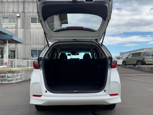 2022 Honda Shuttle II Рестайлинг, белый, 1118000 рублей - вид 14