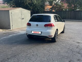 2011 Volkswagen Golf VI, белый, 1150000 рублей, вид 3