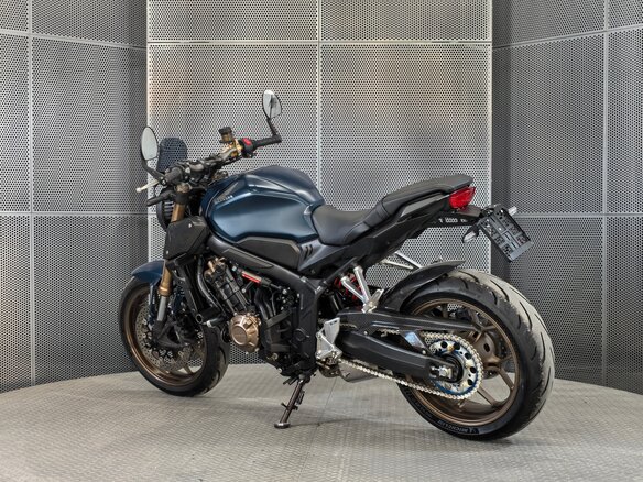 2022 Honda CB 650R, синий, 977000 рублей - вид 5