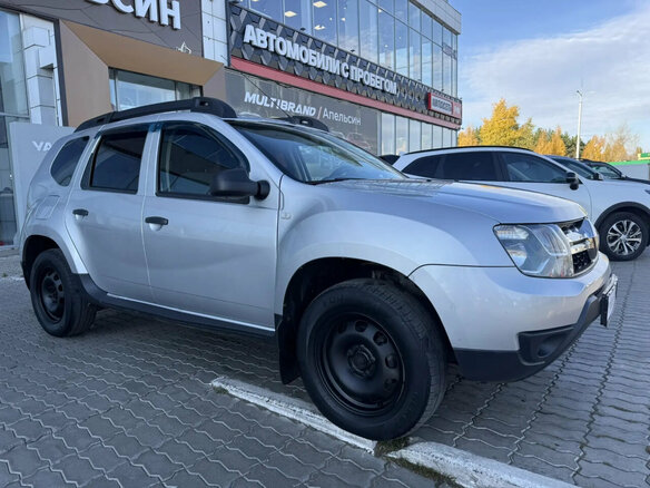 2017 Renault Duster I Рестайлинг, серый, 1005705 рублей - вид 4