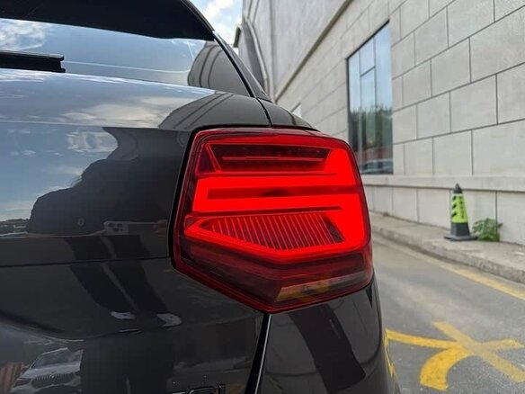 2022 Audi Q2 35 TFSI I Рестайлинг, чёрный - вид 13