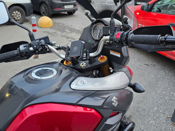 2014 Suzuki V-Strom 1000, красный, 760000 рублей - вид 8