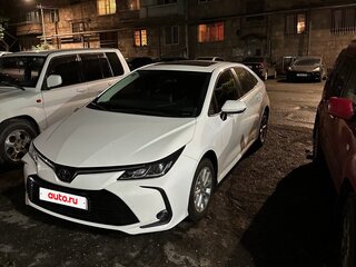 2022 Toyota Corolla XII (E210), белый, 1850000 рублей, вид 1