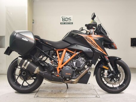 2019 KTM 1290 Super Duke GT, чёрный, 1160000 рублей, вид 4