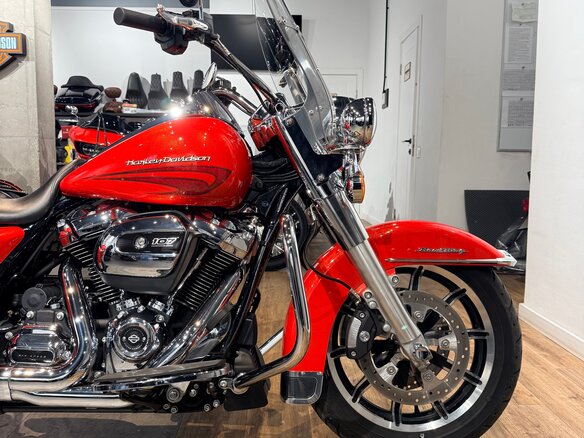 2017 Harley-Davidson Road King, красный, 1899000 рублей - вид 9