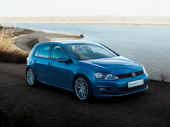 2013 Volkswagen Golf VII, голубой, 990000 рублей