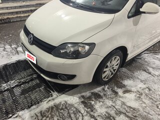 2012 Volkswagen Golf Plus II, белый, 624000 рублей, вид 5