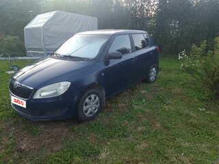 2013 Skoda Fabia II Рестайлинг, синий, 420000 рублей, вид 1
