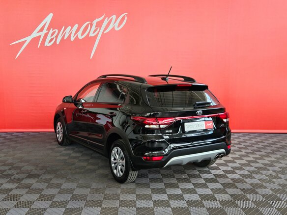 2020 Kia Rio X-Line IV, чёрный, 1615000 рублей - вид 3