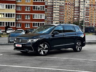 2023 Volkswagen Tiguan L II Рестайлинг (China Market), чёрный, 4250000 рублей, вид 1