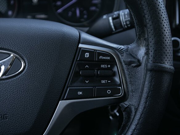 2020 Hyundai Solaris II Рестайлинг, белый, 1349000 рублей - вид 17