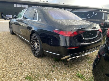 2026 Mercedes-Benz Maybach S-Класс 580 II (Z223) Рестайлинг, чёрный, 34995900 рублей, вид 3