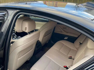 2012 BMW 5 серии 520i VI (F10/F11/F07), чёрный, 1850000 рублей, вид 4