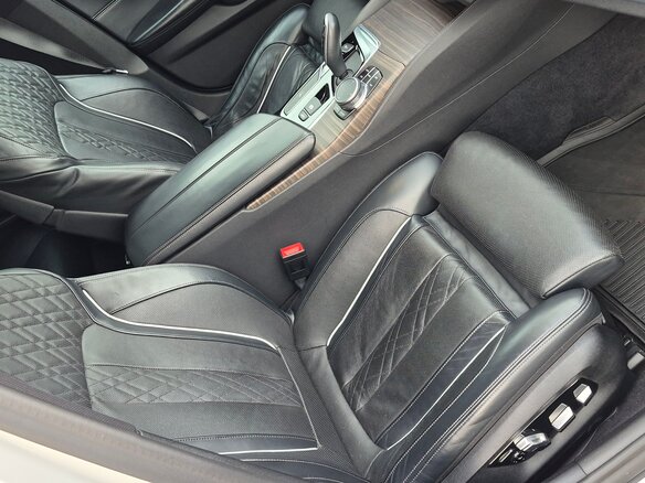 2019 BMW 5 серии 530d xDrive VII (G30/G31/G38), белый - вид 26