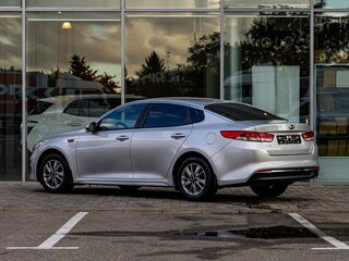 2016 Kia Optima IV, серебристый, 1295000 рублей, вид 4