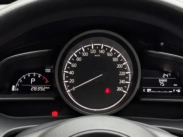 2021 Mazda CX-4 I Рестайлинг, пурпурный, 2080000 рублей - вид 11