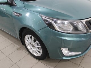 2012 Kia Rio 5-speed III, зелёный, 810000 рублей, вид 4