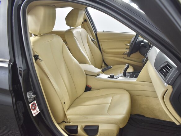 2015 BMW 3 серии 318i VI (F3x) Рестайлинг, чёрный, 1469900 рублей - вид 7