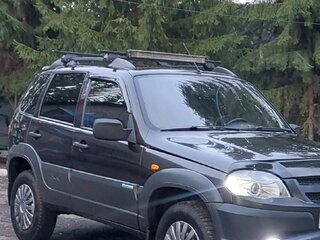 2009 Chevrolet Niva I Рестайлинг, коричневый, 490000 рублей, вид 3