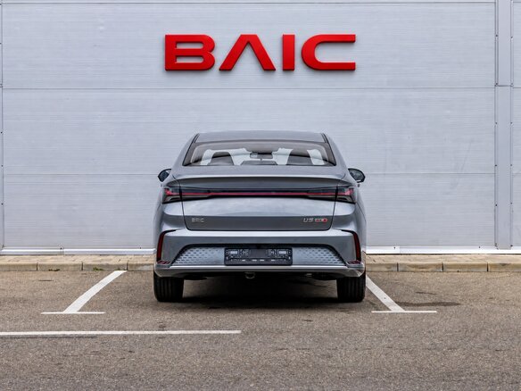 2025 BAIC U5 Plus, серый, 2556000 рублей - вид 4