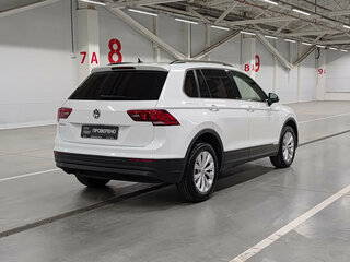 2020 Volkswagen Tiguan II, белый, 1990000 рублей, вид 5