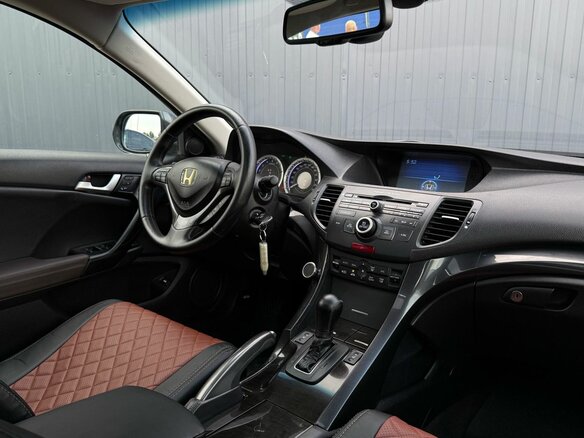 2011 Honda Accord VIII Рестайлинг, серый, 1380000 рублей - вид 13